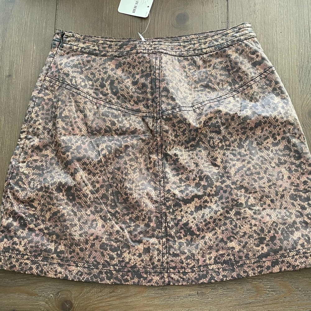 Free People Animal Print Faux Wrap Skirt NWT - Picture 8 of 12